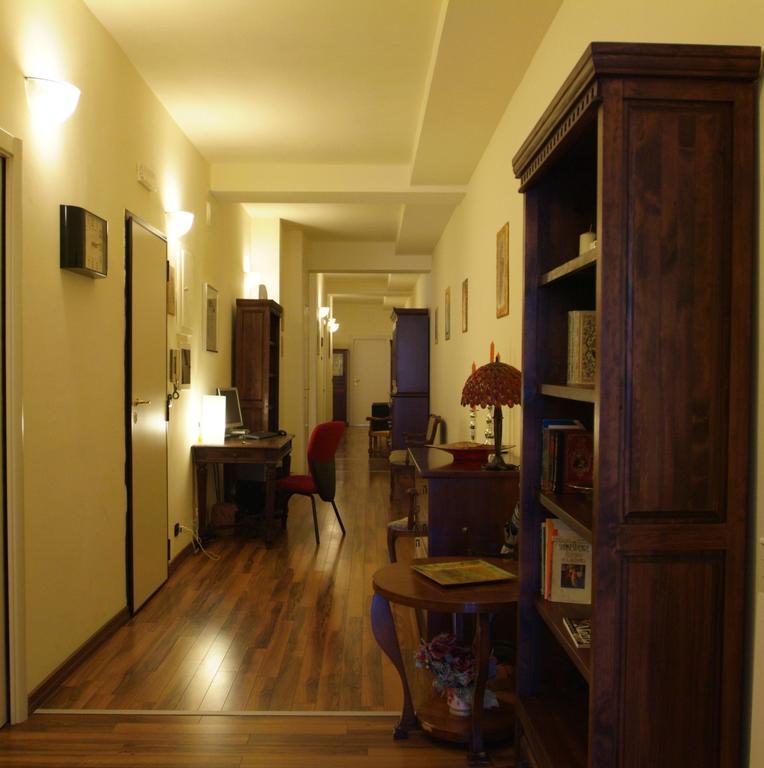 Svevaus Bari Exterior foto